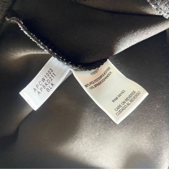 Andrew Marc Black Suede Black Tight Fit Waist Stretch Pants Women’s size Medium - Picture 3 of 3